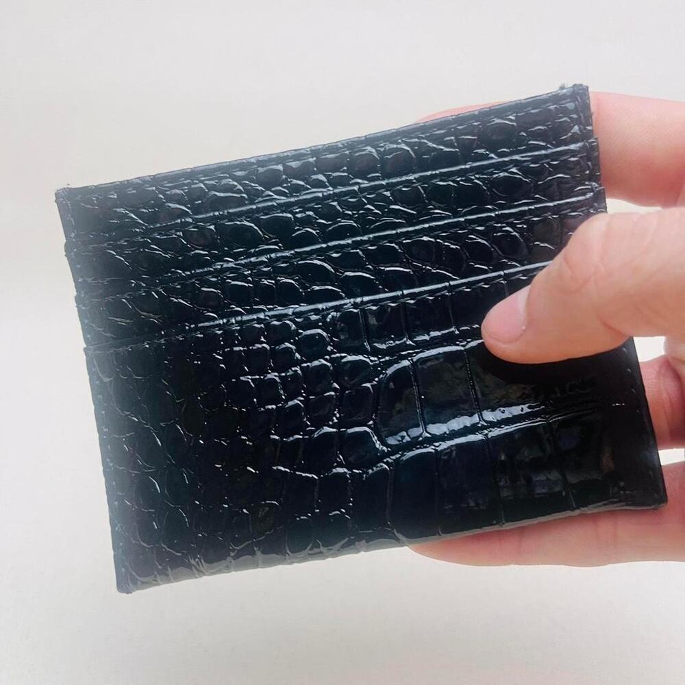 Y2k 2000s snake skin wallet